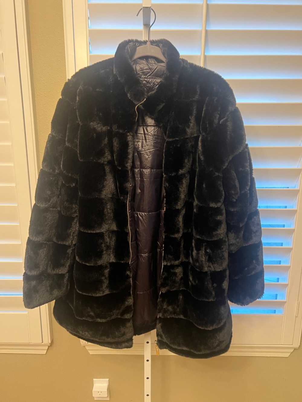 Via Spiga Black Faux Fur Pea Coat